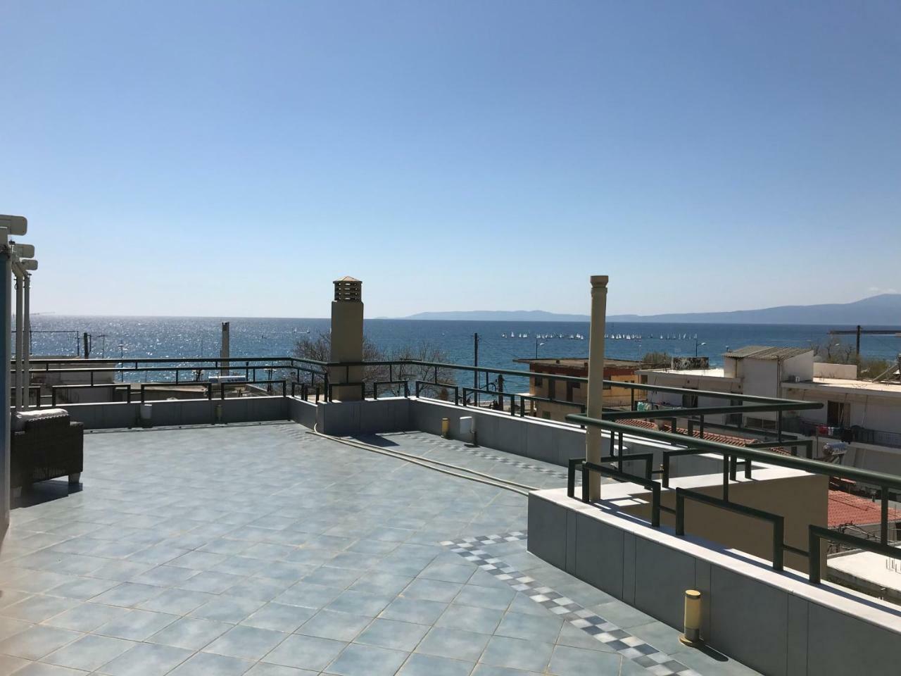 דירות Tg Kalamata Beach Studio With Sea View Terrace מראה חיצוני תמונה